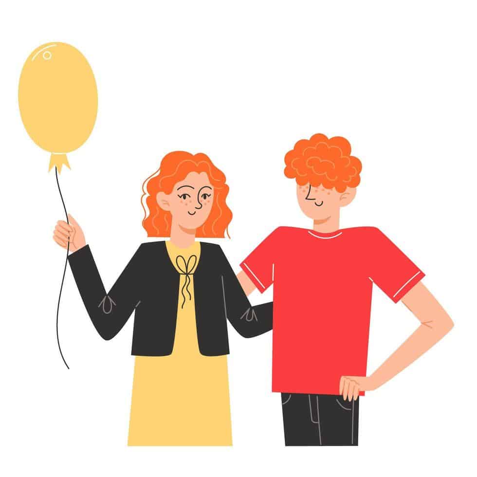 Un frère et une sœur se tenant les bras